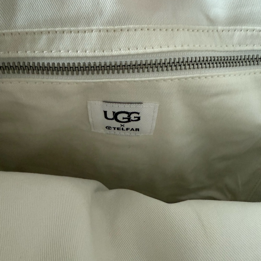 UGG x Telfar White Crinkle Bag in Medium - Picture 7 of 9